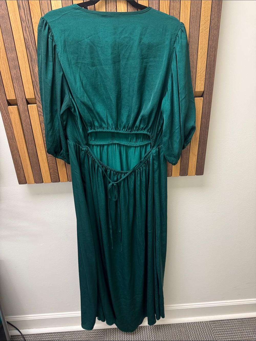 NWT Gap Blouson Cutout Maxi Dress in Green Pine, size L - Picture 7 of 7